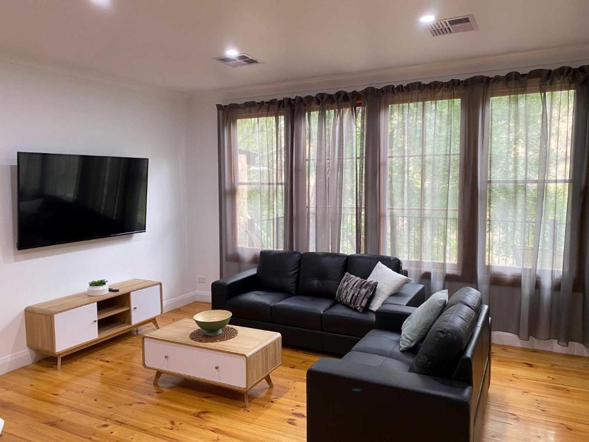 Adelaide Brownhill Creek Tourist Park Hotell Exteriör bild