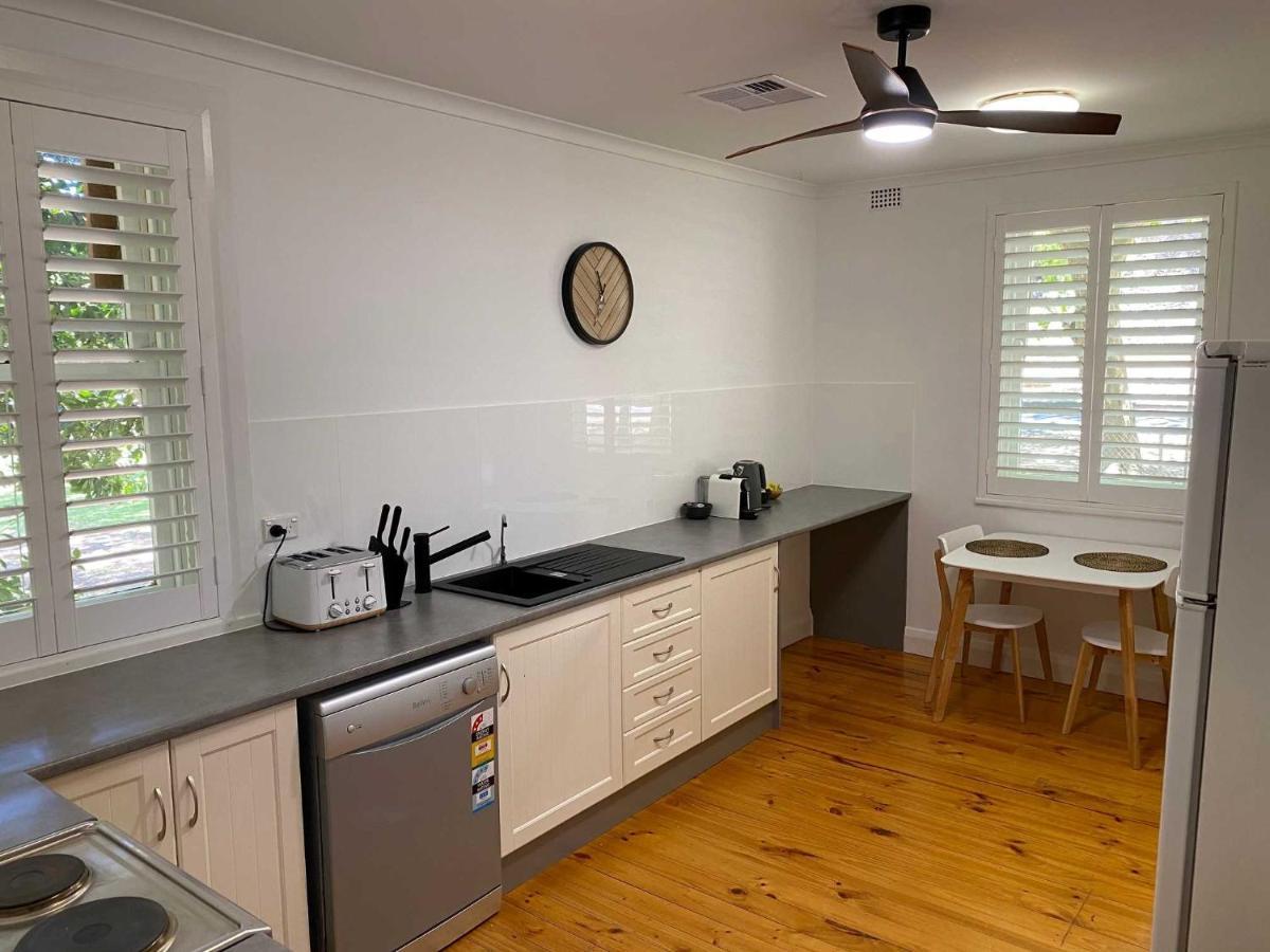 Adelaide Brownhill Creek Tourist Park Hotell Exteriör bild
