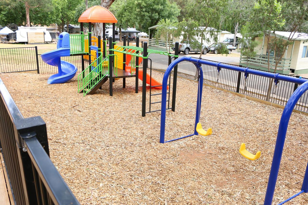 Adelaide Brownhill Creek Tourist Park Hotell Exteriör bild